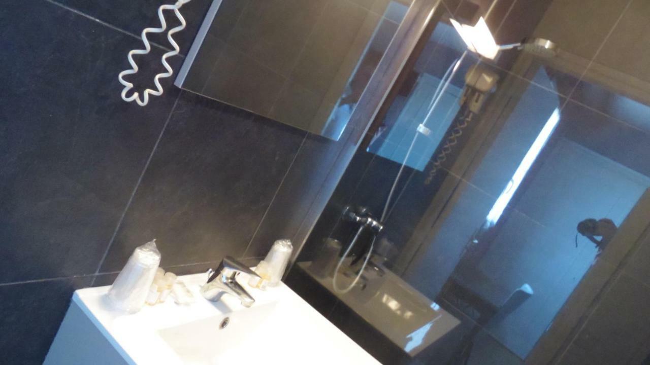 La Vieille Ferme Hotel Les Ancizes-Comps Ngoại thất bức ảnh