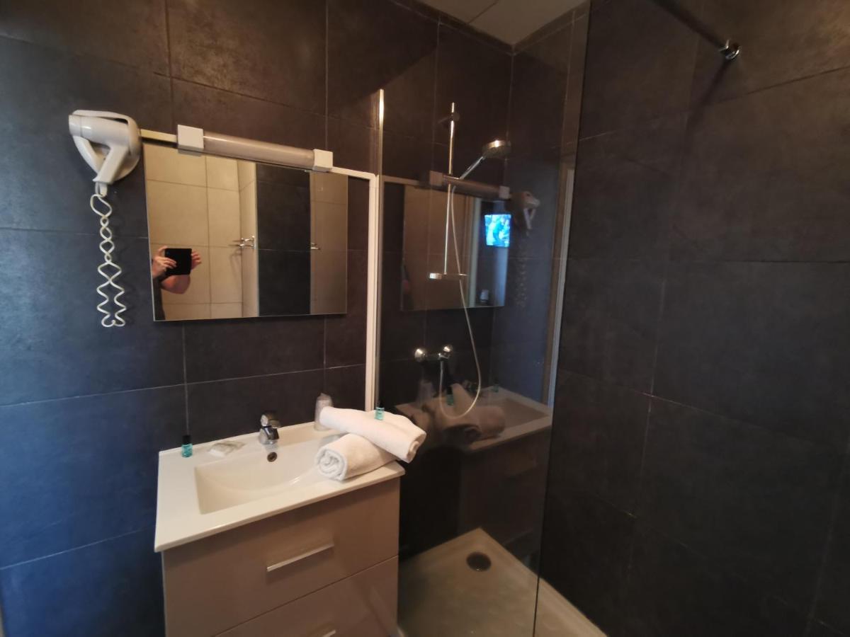 La Vieille Ferme Hotel Les Ancizes-Comps Ngoại thất bức ảnh