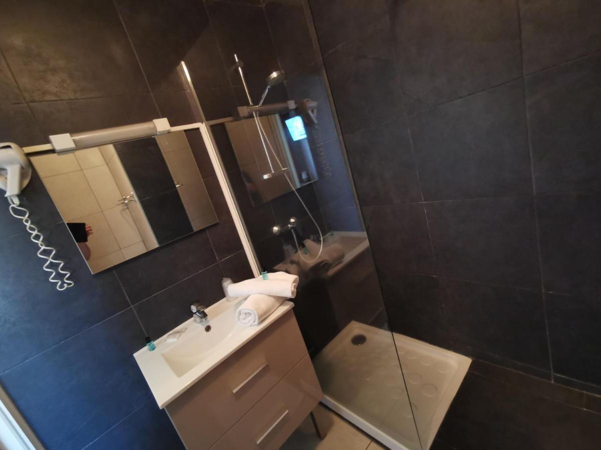La Vieille Ferme Hotel Les Ancizes-Comps Ngoại thất bức ảnh